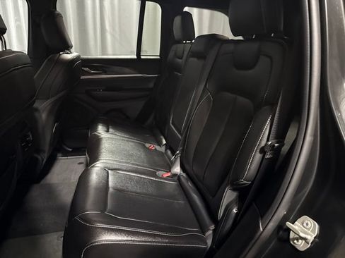 Used 2024 Jeep Grand Cherokee Limited AWD/4WD image 27