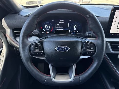 Used 2025 Ford Explorer ST-Line AWD/4WD image 13