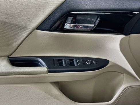 Used 2016 Honda Accord LX image 15