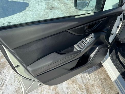 Used 2018 Subaru Impreza 2.0i image 9