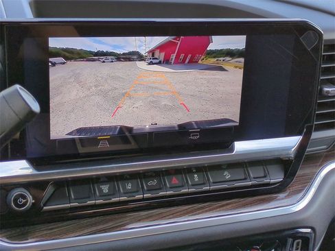 Used 2025 Chevrolet Silverado 2500 LT image 20