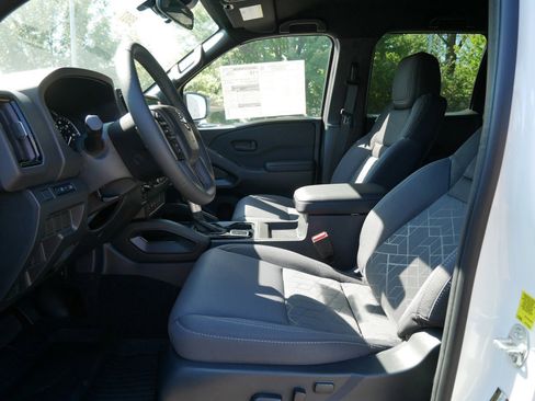 New 2026 Nissan Frontier SV w/ All-Weather Content Package image 5