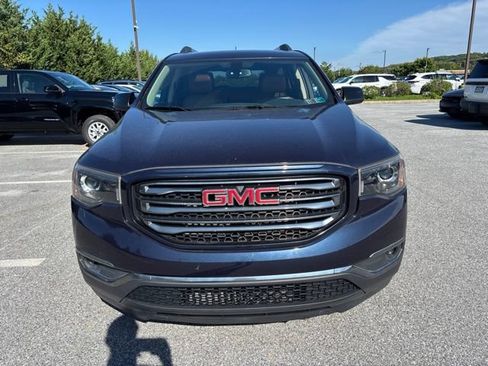 Used 2017 GMC Acadia SLT AWD/4WD image 2