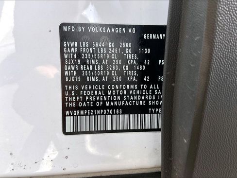 Certified 2022 Volkswagen ID.4 Pro image 31