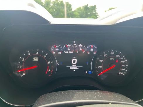 Used 2020 Chevrolet Camaro SS RWD image 18