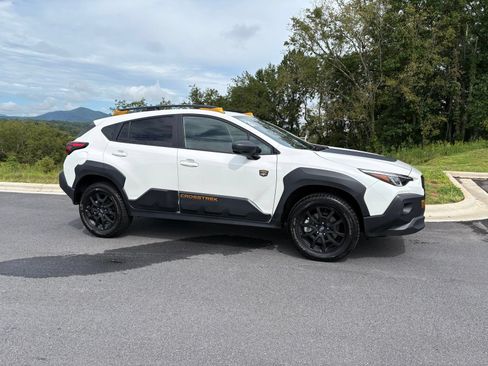 Certified 2026 Subaru Crosstrek 2.5i Wilderness w/ Wilderness Package AWD/4WD image 7
