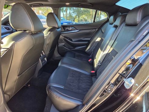 Used 2022 Nissan Maxima SR w/ Sport Mat Group image 14