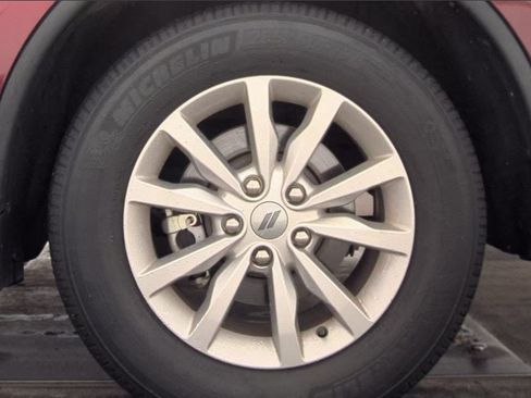 Used 2021 Dodge Durango SXT w/ 3rd Row Seating Group RWD image 7