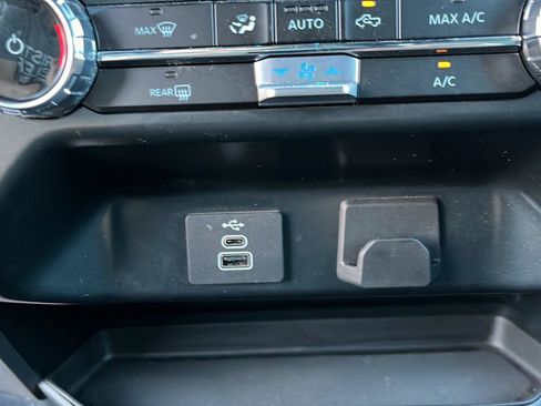 Used 2025 Ford F150 XLT w/ Equipment Group 301A Standard image 22