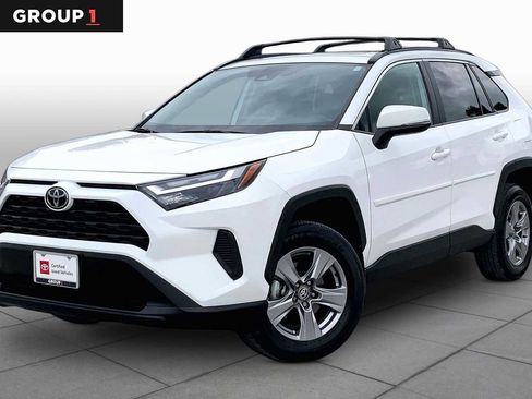 Certified 2025 Toyota RAV4 XLE w/ Convenience Package FWD image 1