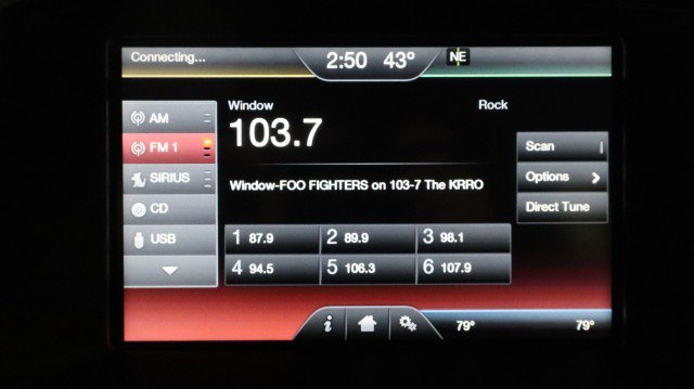 Used 2016 Ford Explorer XLT w/ Equipment Group 202A AWD/4WD image 16