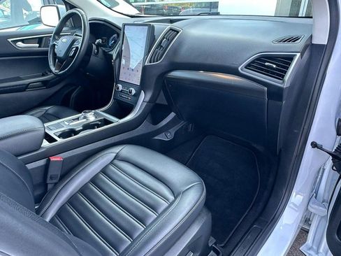 Used 2022 Ford Edge SEL image 14
