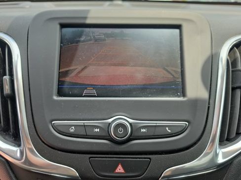 Used 2020 Chevrolet Equinox LT AWD/4WD image 17