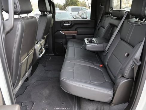 Used 2022 Chevrolet Silverado 2500 High Country w/ Z71 Off-Road Package image 23