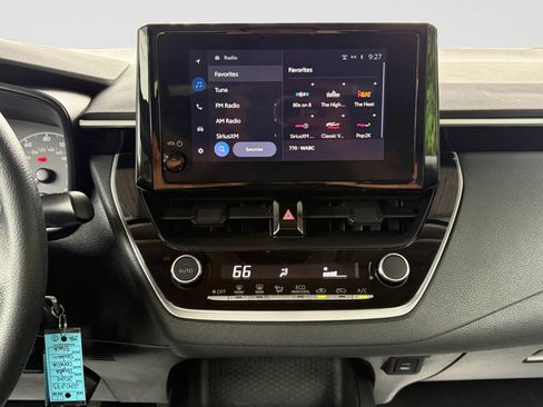 Used 2024 Toyota Corolla LE FWD image 23