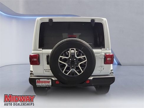 New 2026 Jeep Wrangler Sahara image 4