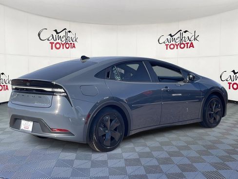 New 2026 Toyota Prius Plug-In Hybrid image 8