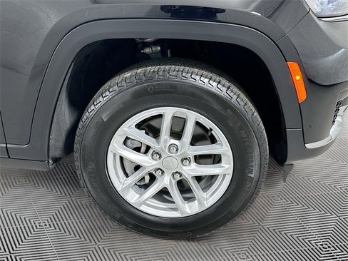 Certified 2024 Jeep Grand Cherokee L Laredo w/ Luxury Tech Group I image 21