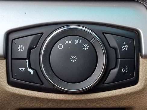 Used 2017 Ford Explorer XLT w/ Equipment Group 201A image 23