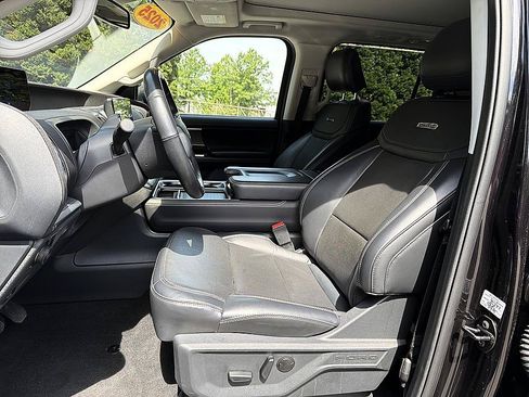 Used 2025 Ford Expedition Max Platinum AWD/4WD image 11