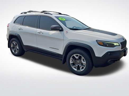Used 2019 Jeep Cherokee Trailhawk AWD/4WD image 9