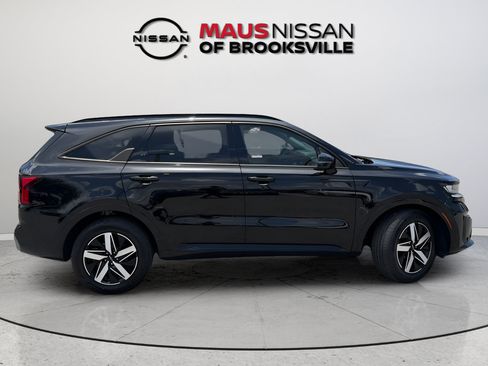 Used 2023 Kia Sorento EX FWD image 9