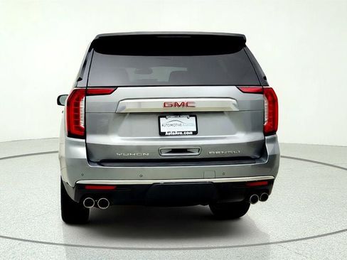 Used 2023 GMC Yukon Denali AWD/4WD image 6