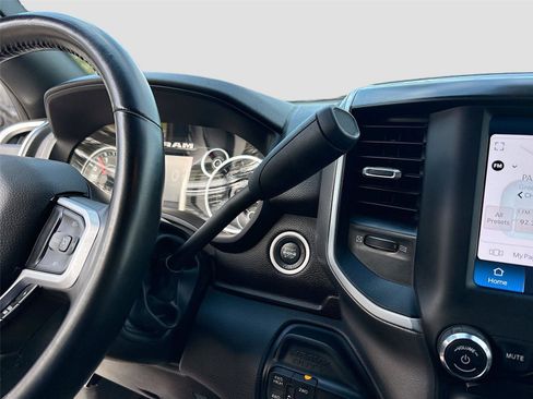 Used 2024 RAM 2500 Big Horn image 17