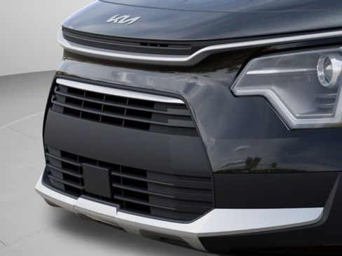 New 2026 Kia Niro EX FWD image 13