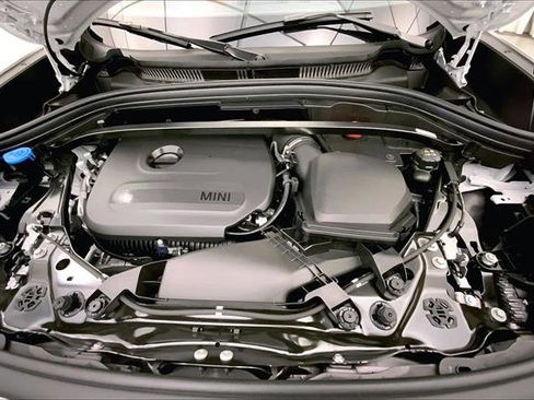 Used 2025 MINI Cooper Countryman S w/ Comfort Package Max image 8