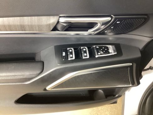 Used 2024 Kia Telluride SX X-Line AWD/4WD image 11