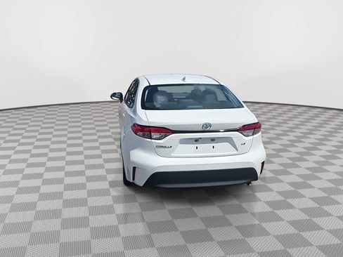 Used 2023 Toyota Corolla LE FWD image 7