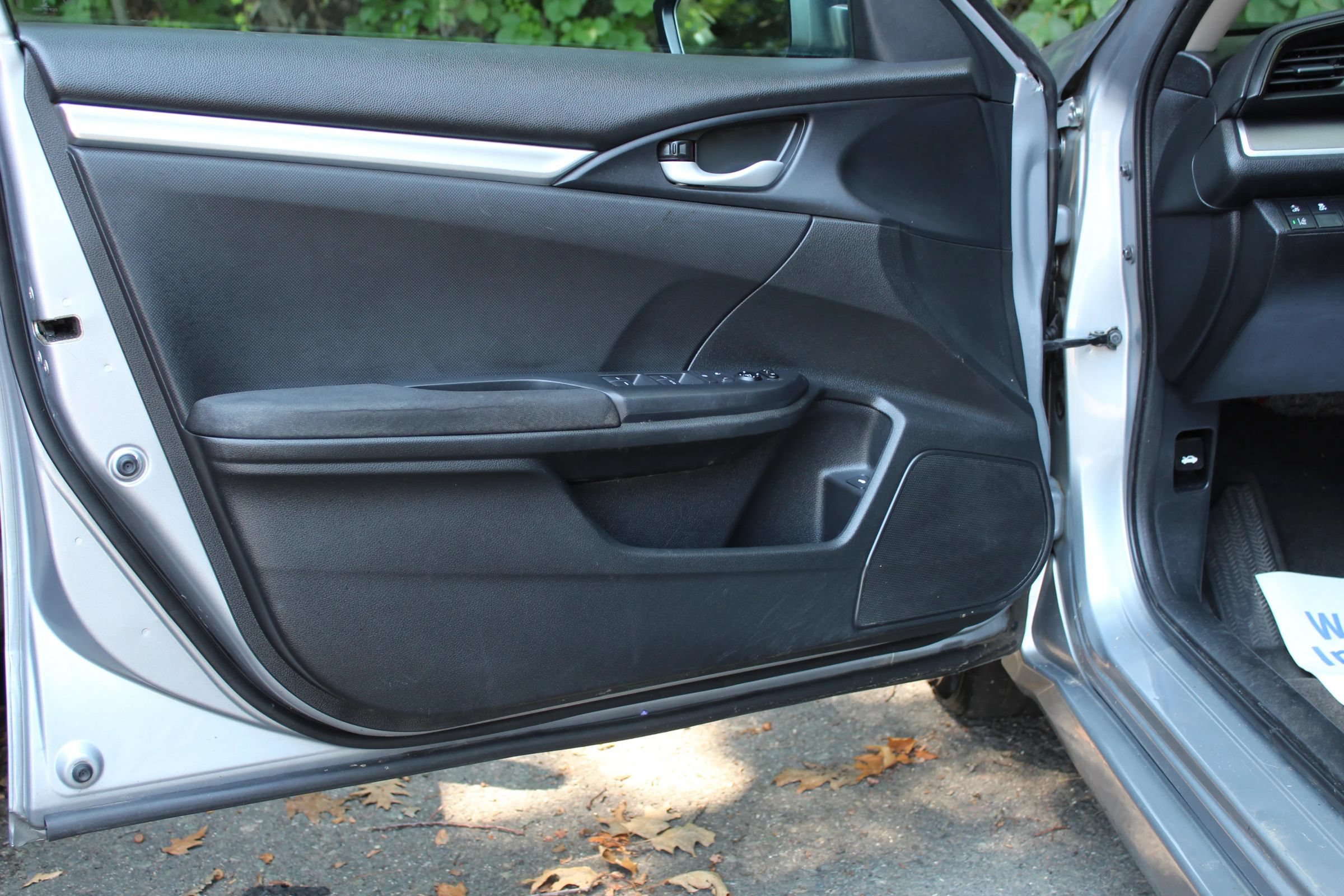 Used 2020 Honda Civic LX image 12