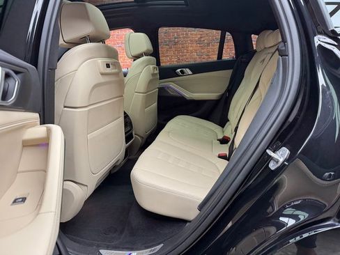 Used 2022 BMW X6 xDrive40i w/ M Sport Package image 23