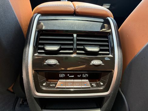 Used 2019 BMW X5 xDrive50i w/ M Sport Package AWD/4WD image 20