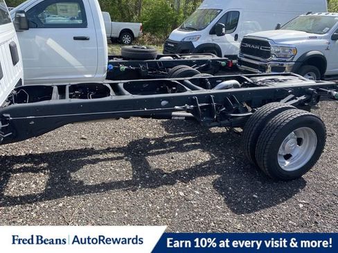 New 2024 RAM 5500 Tradesman image 3