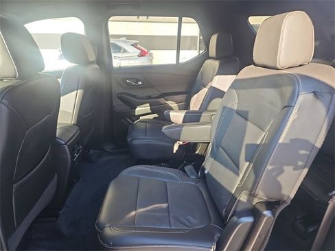 Used 2022 Chevrolet Traverse LT w/ LPO, Floor Liner Package image 24