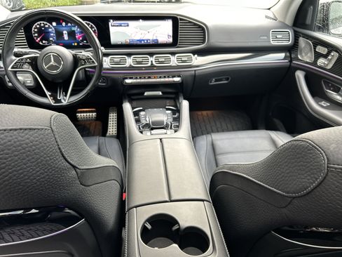 Certified 2024 Mercedes-Benz GLS 580 4MATIC image 27