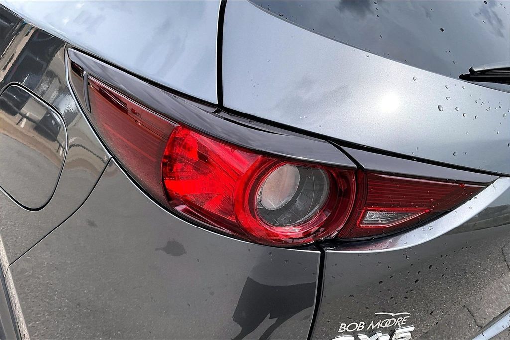 Used 2020 MAZDA CX-5 Touring FWD image 25