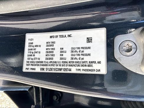 Used 2022 Tesla Model 3 Performance AWD/4WD image 3