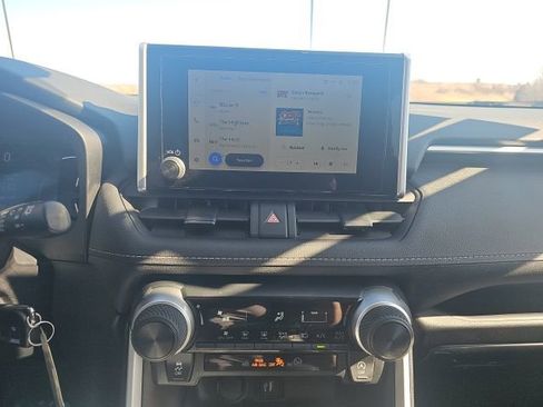 Used 2024 Toyota RAV4 LE image 23