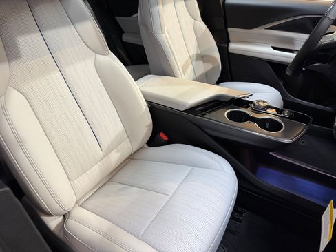 New 2026 Cadillac Lyriq Sport image 52