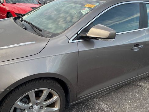 Used 2010 Buick LaCrosse CXS w/ Touring Package FWD image 4