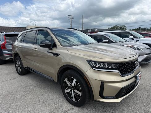 Used 2021 Kia Sorento EX w/ Panoramic Sunroof Package FWD image 19