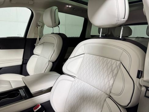 New 2026 Lincoln Nautilus Black Label image 25