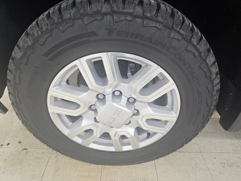 Used 2020 GMC Sierra 2500 SLT w/ SLT Premium Plus Package AWD/4WD image 26