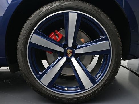 Certified 2023 Porsche Macan GTS image 26