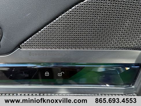 Used 2025 BMW 740i xDrive AWD/4WD image 11
