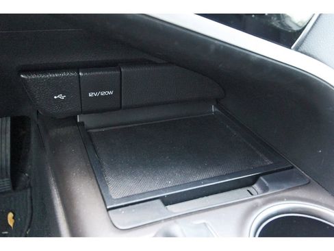 Used 2023 Toyota Camry SE w/ Convenience Package FWD image 27