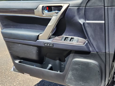 Used 2021 Lexus GX 460 Premium w/ Premium Package AWD/4WD image 13